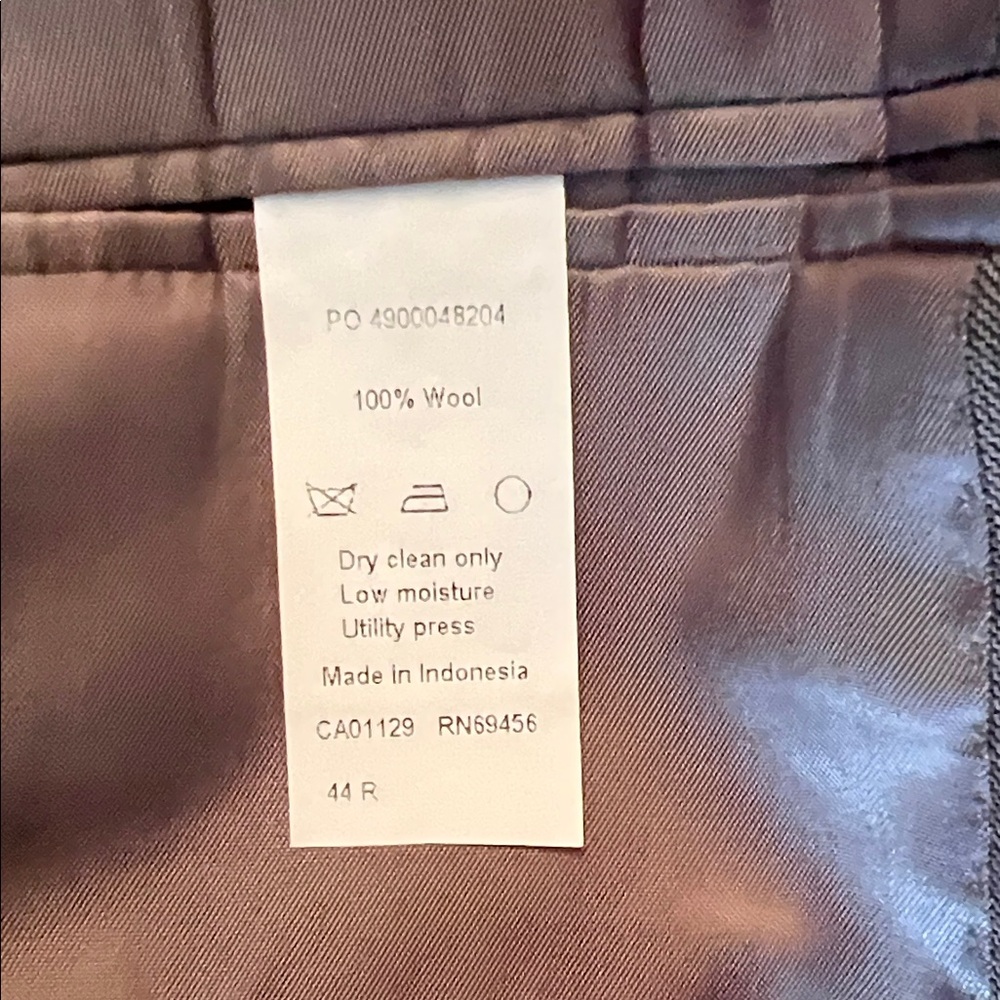 Calvin Klein Men's Gray Two-Piece Suit Blazer & Pants - Picture 3 of 9